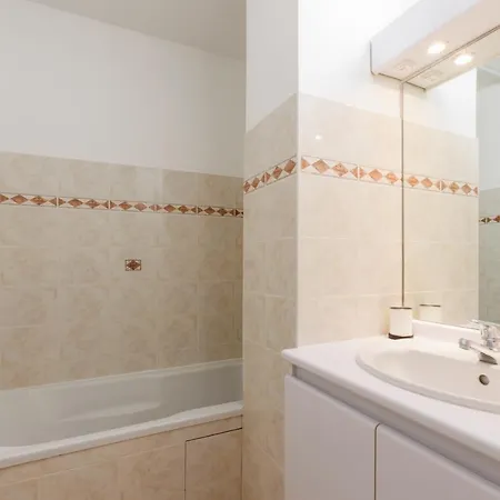 T3 Avec Terrasse, Parking & Piscine - Proche Plages Et Randos - Le Merou Apartmán *